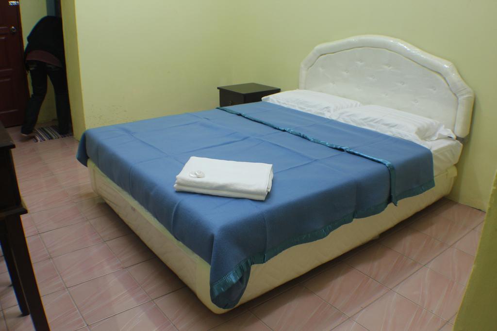 Liwagu Lodge Ranau Room photo